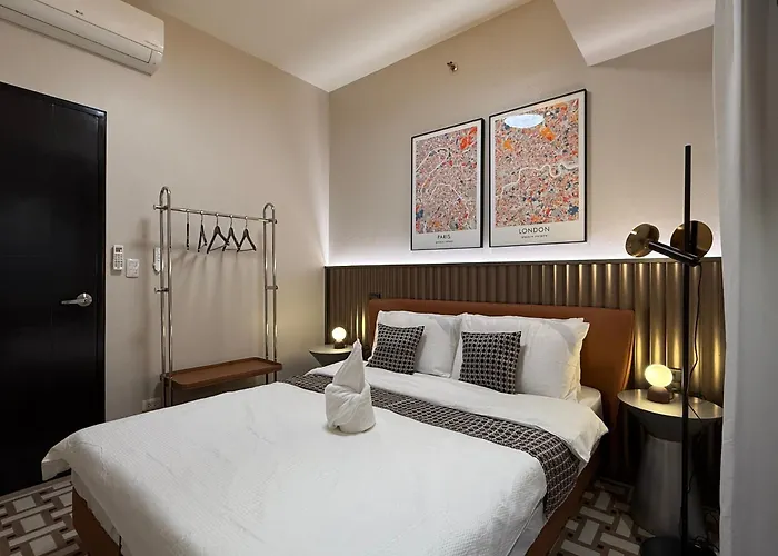 Luxury 2br Retreat Near Airports Moa Okada * Manila