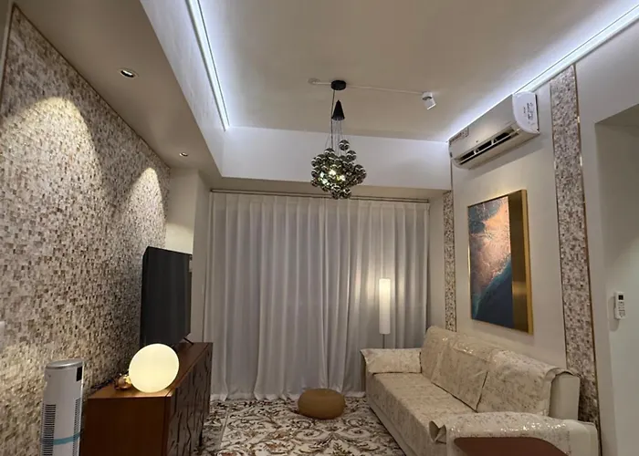 Luxury 2br Retreat Near Airports Moa Okada Manila